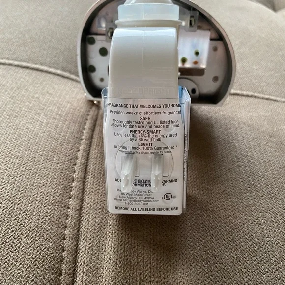 Bath and Body Cactus Camper Wallflower Plug NWT - Picture 4 of 5